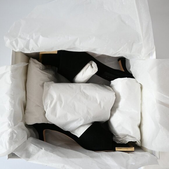 Good American Suede Heel - Picture 8 of 8